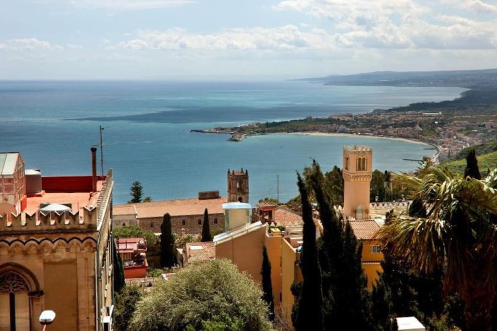 Villa Torre Sicilia Taormina Bagian luar foto