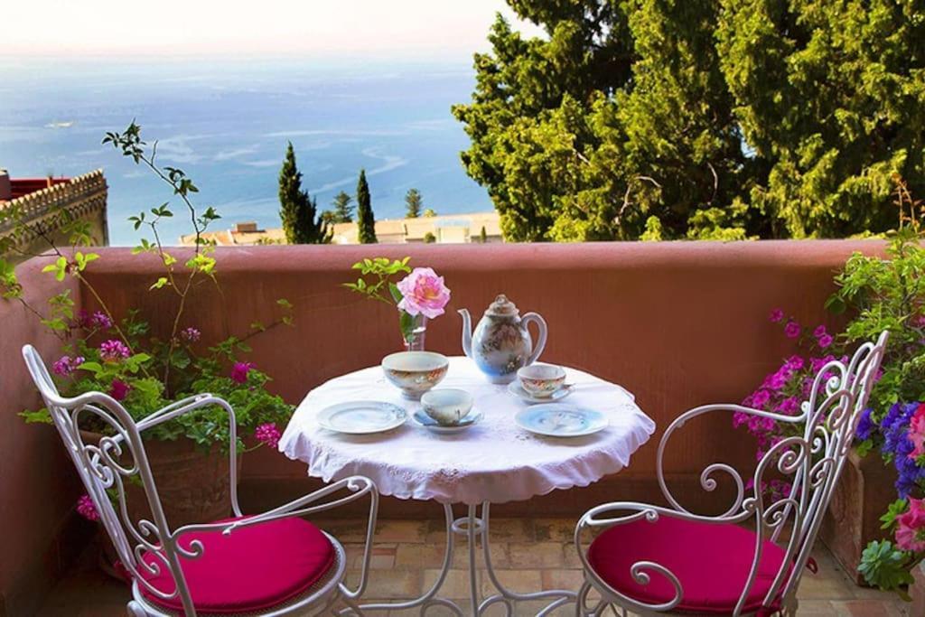 Villa Torre Sicilia Taormina Bagian luar foto